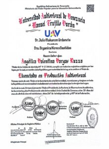 Magna Cum Laude Vargas Ruzza, Angelica Valentina