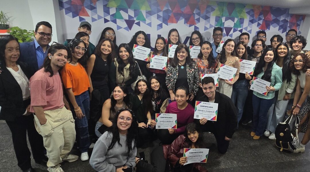 La UAV conmemora el Día del Estudiante Universitario